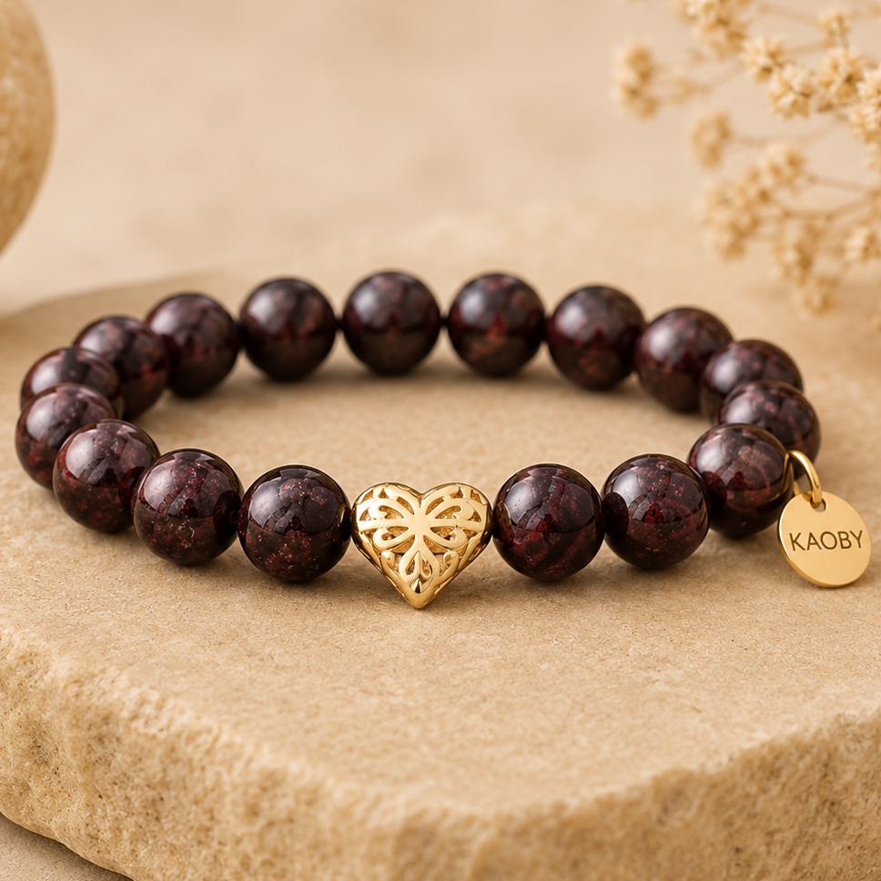 Bracelet Bohème en Grenat Naturel avec Cœur.
