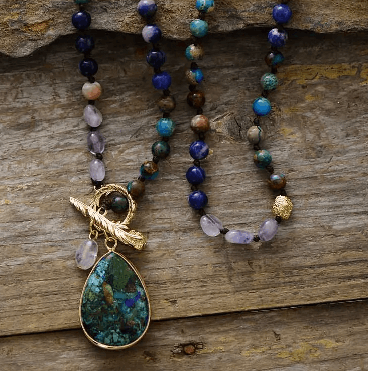 Collier en Pierre Naturelle avec Pendentif Goutte