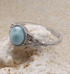 Bague en argent plaqué or en Larimar