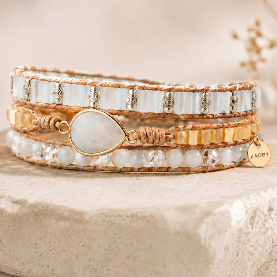Bracelet Enroulé Éclat Céleste en Pierre de Lune