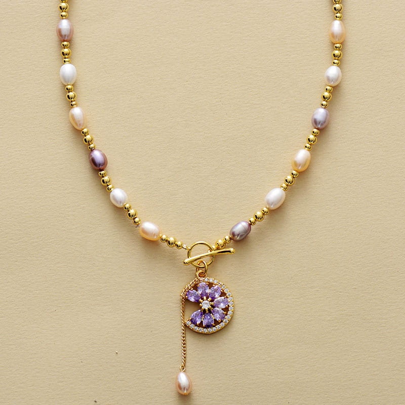 Collier Lariat en Perles d’Eau Douce & Pendentif Fleur en Zircon Plaqué Or