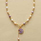 Collier Lariat en Perles d’Eau Douce & Pendentif Fleur en Zircon Plaqué Or