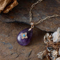 Collier Pendentif en Pierre Naturelle – Améthyste ou Œil de Tigre | Plaqué Or